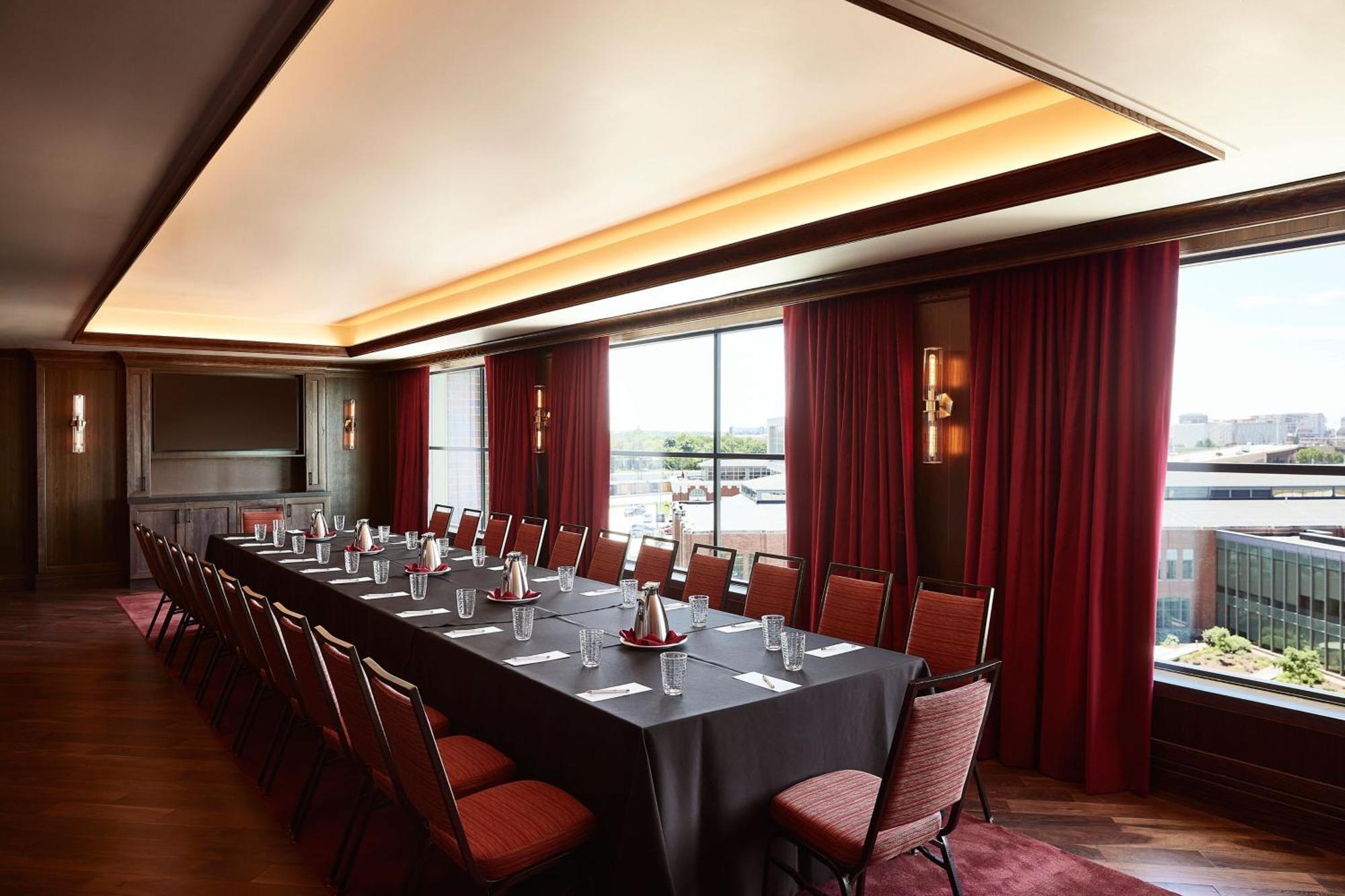 The Scarlet, Lincoln, A Tribute Portfolio Hotel Экстерьер фото