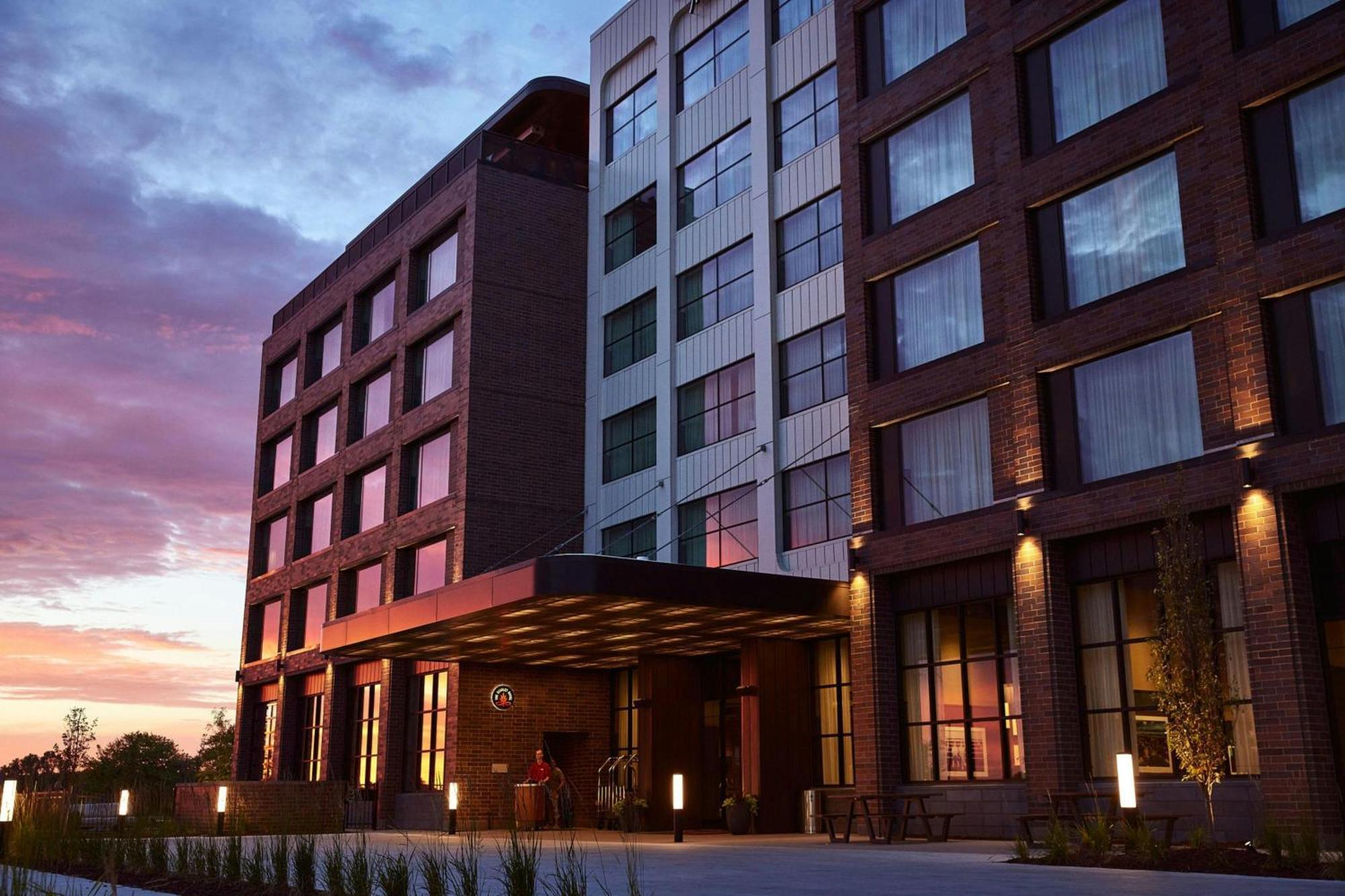 The Scarlet, Lincoln, A Tribute Portfolio Hotel Экстерьер фото
